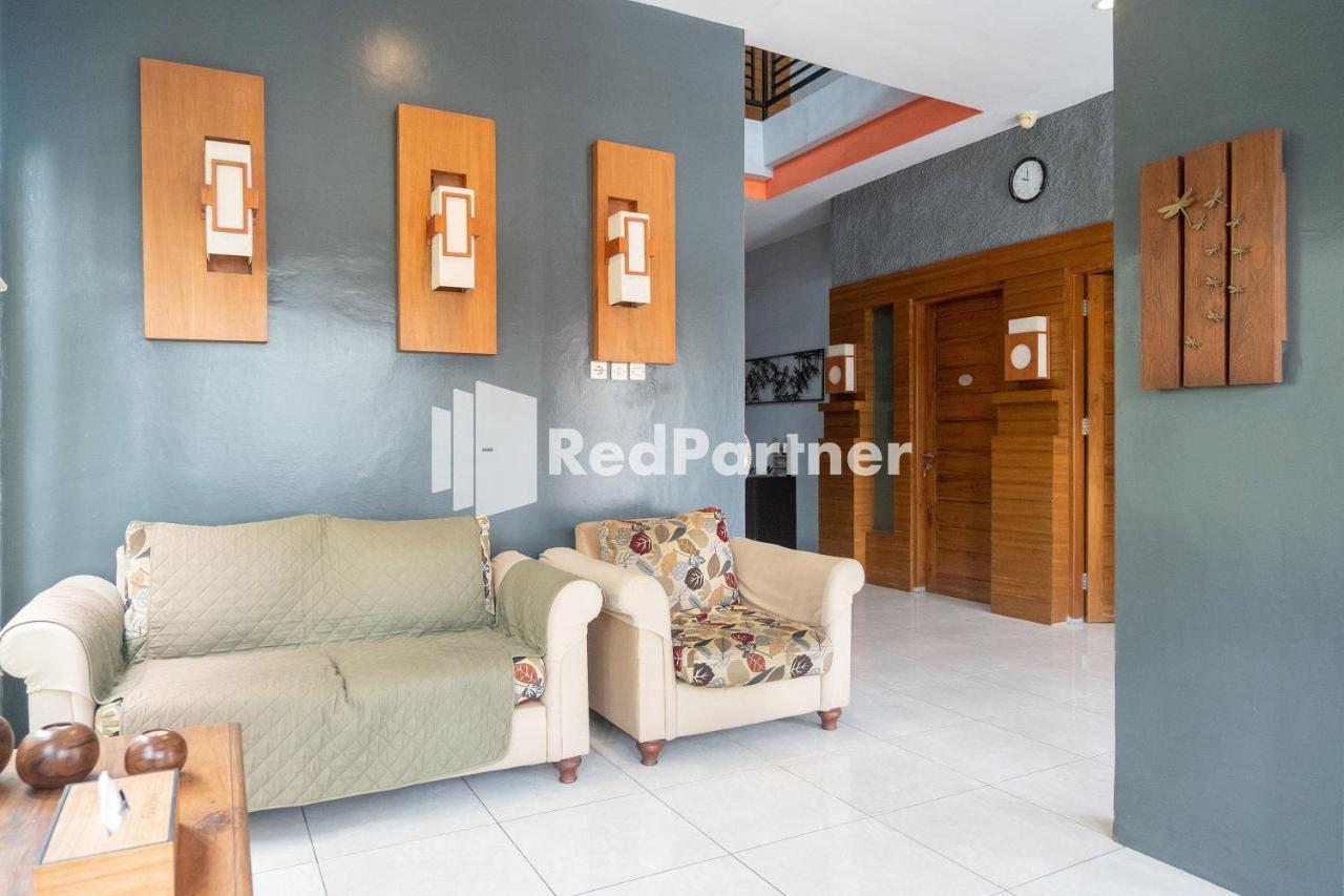 Omah Capung Near Malioboro Area Redpartner Hotel